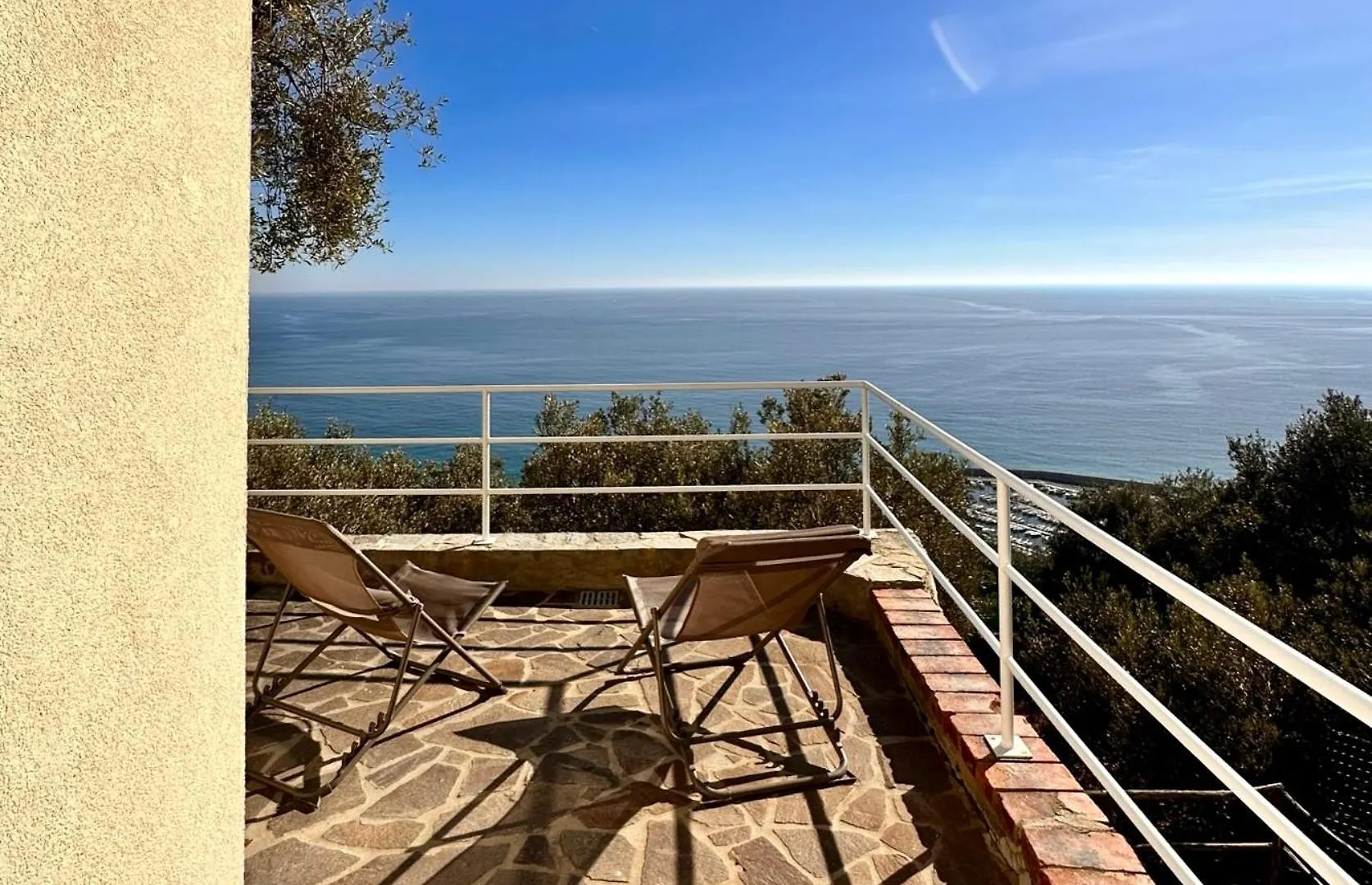 Hostdomus - Nel Blu - Bike And Sea Apartment Finale Ligure 0*,