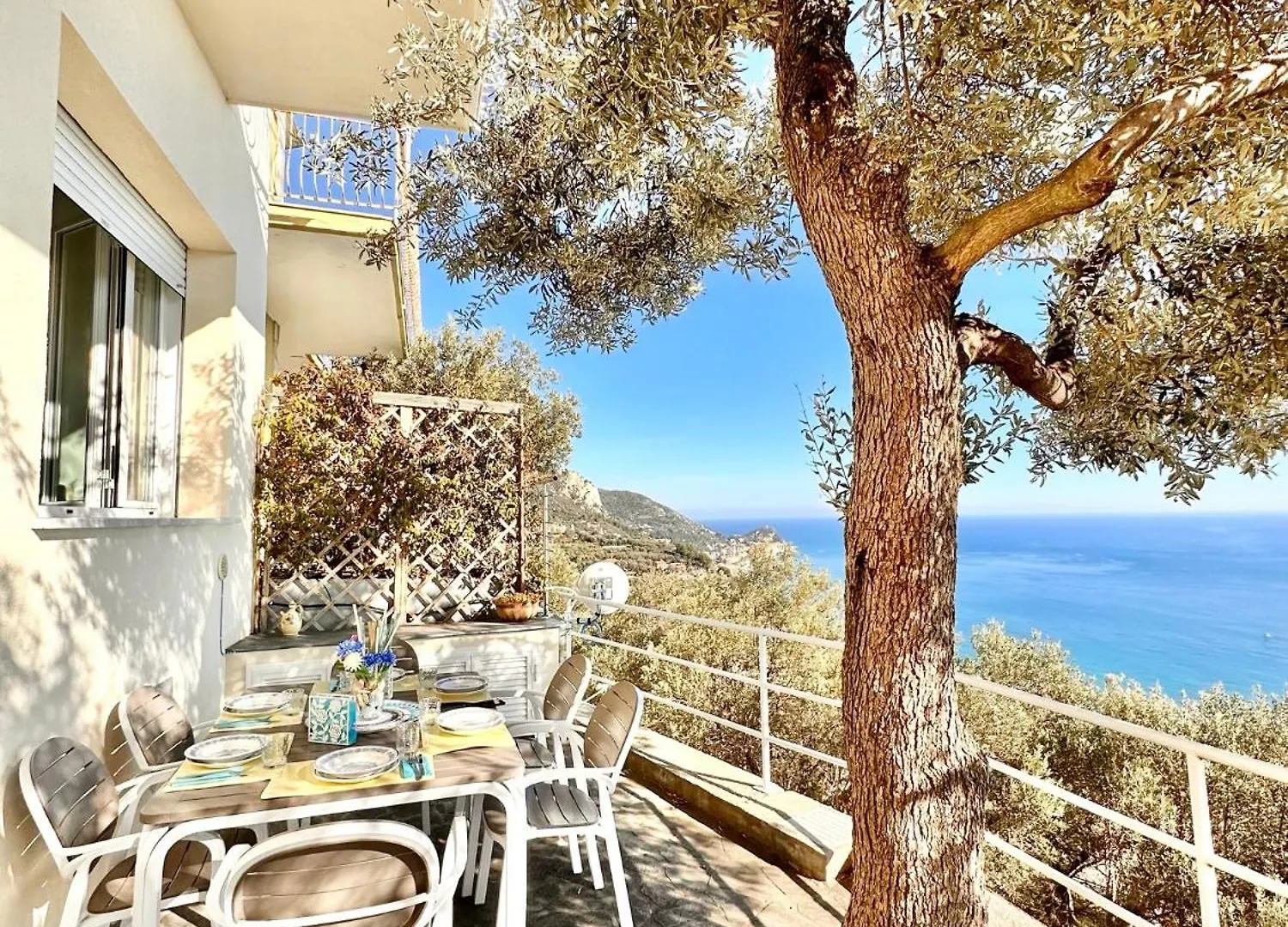 Hostdomus - Nel Blu - Bike And Sea Apartment Finale Ligure Italy