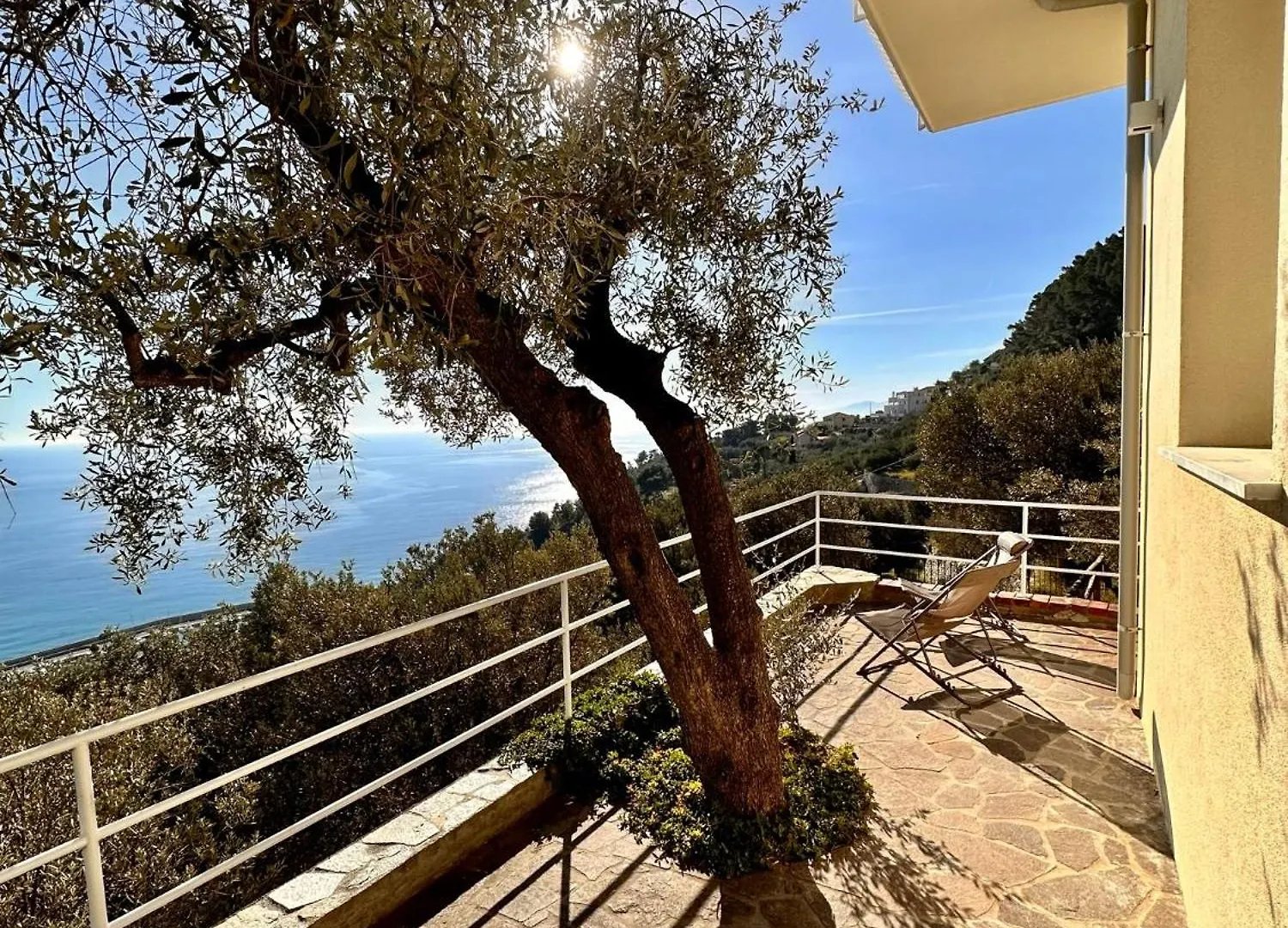 Hostdomus - Nel Blu - Bike And Sea Apartment Finale Ligure